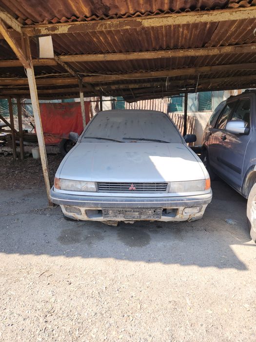 Митсуби лансер на ходу