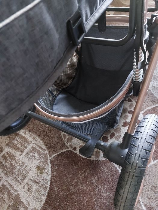 Продам коляску демисезон