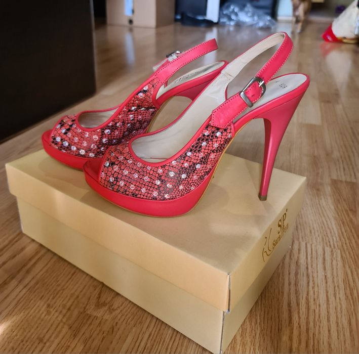 Дамски сандали Sara Pen