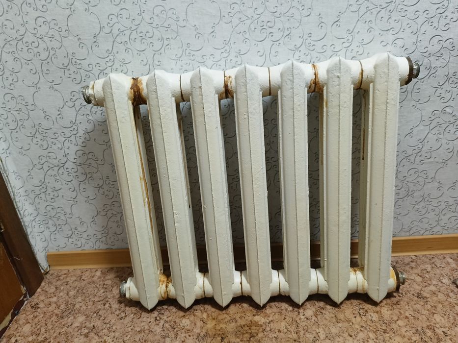 Батарея чугунная