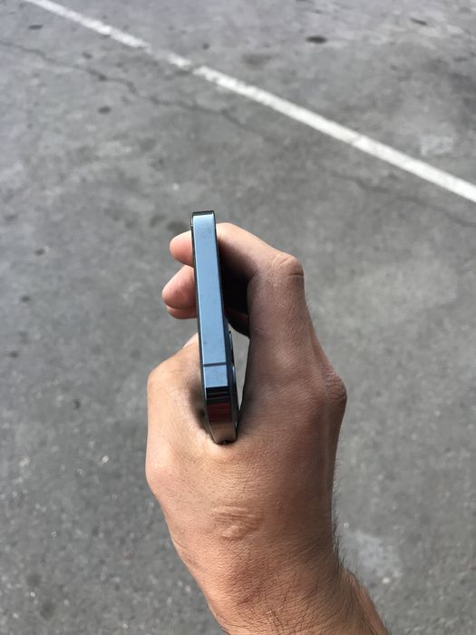 Iphon 12 pro sotiladi ideal