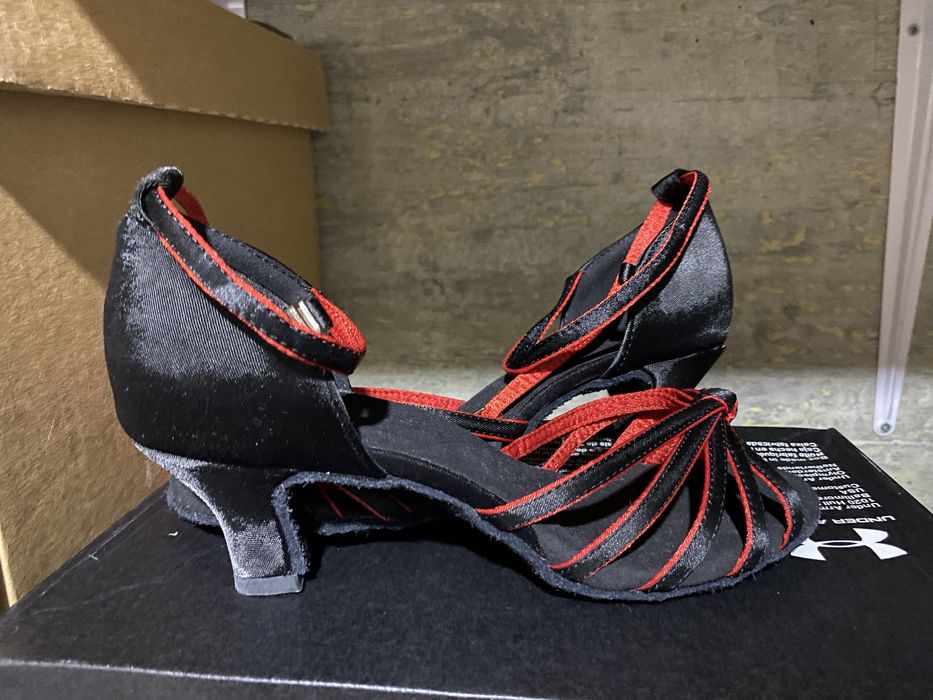 Pantofi de dans piele