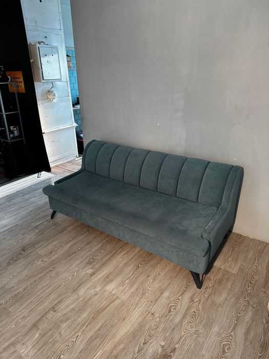 Продам диван , в хорошем состоянии