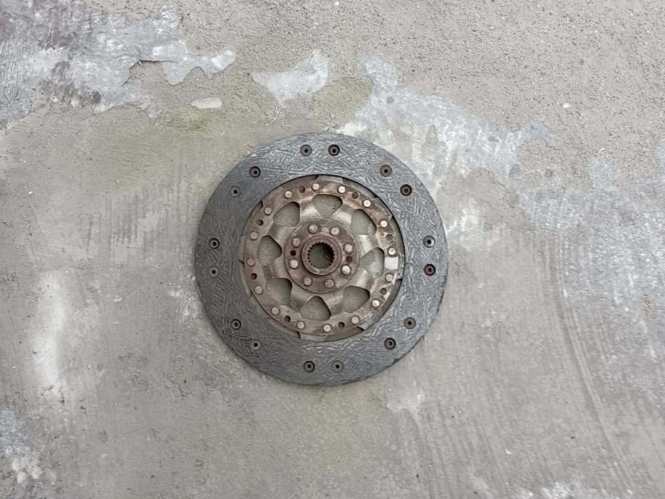 Vand kit ambreiaj cu volant cu masa dubla AUDI A4- B7 -1,9 BRB