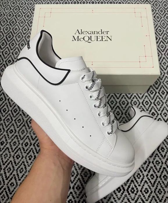 Alexander McQueen - Cu factura!