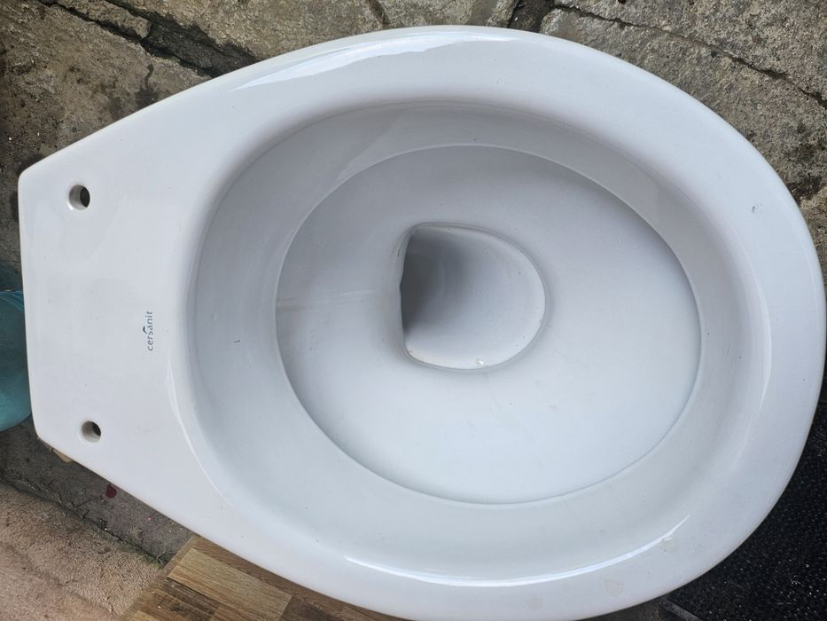 Vas wc și chiuveta cersanit