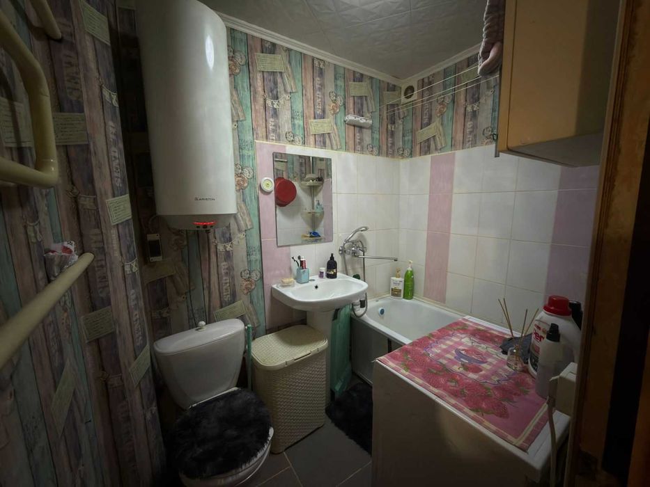 Продам 2-х комн. квартиру в 6 мкр