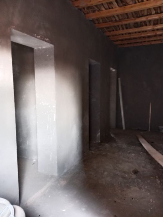 Qibrayda may maxallasida yer korobka uyi bn sotiladi