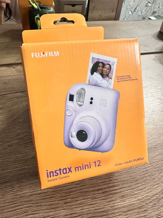 Instax 12 mini камера