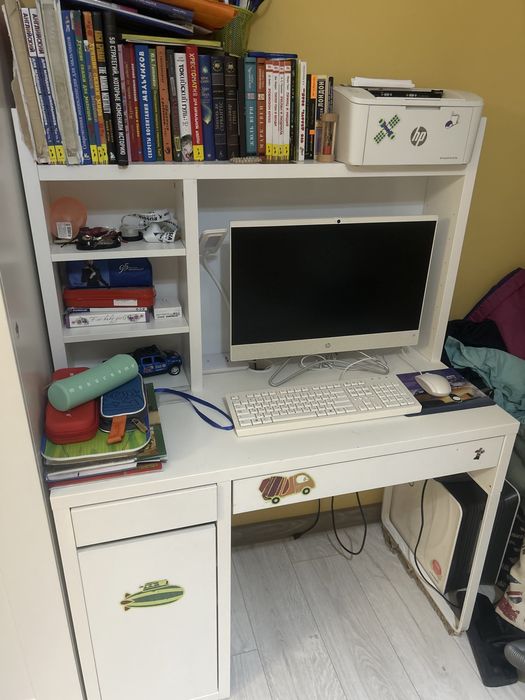 Стол IKEA ( офисный, рабочий, игровой )