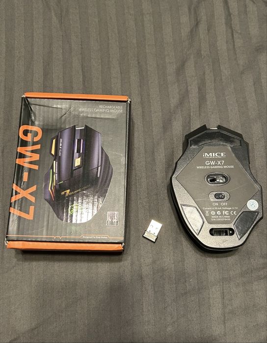 Геймърска, безшумна и безжична мишка