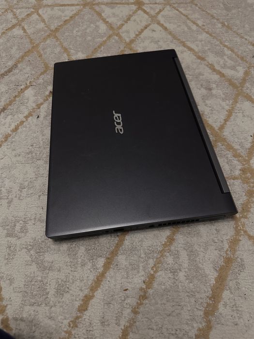 Мощный ноутбук Acer