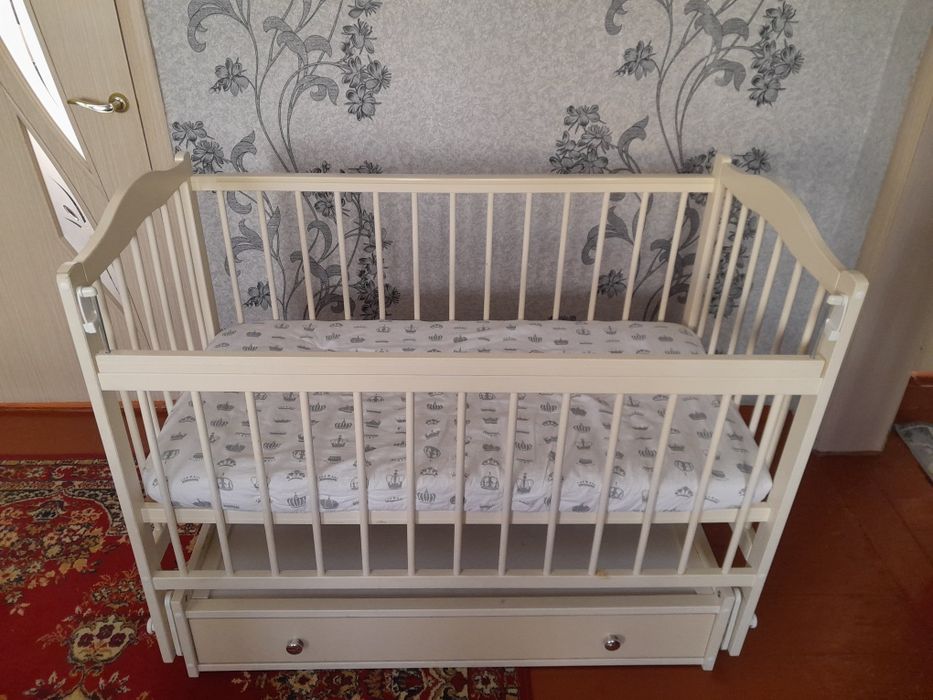 Продам Манеж детский