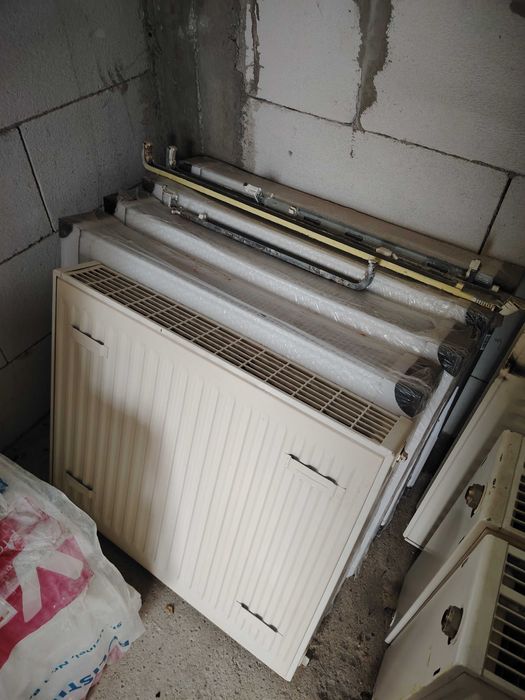 Calorifere diferite dimensiuni, vandute in lot sau separat