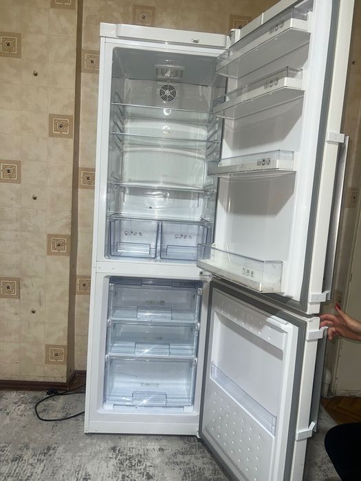 Холодильник Artel