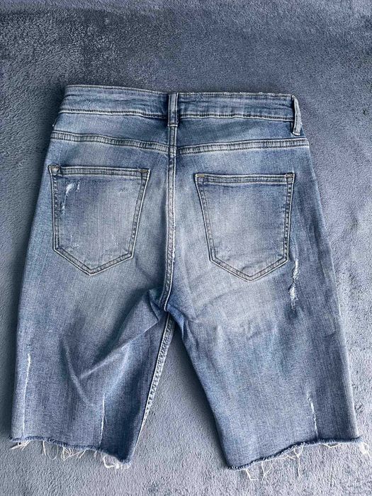 Дънкови бермуди Divided