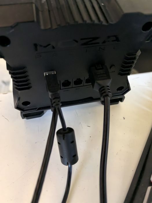 Игровой руль Moza r5 V2