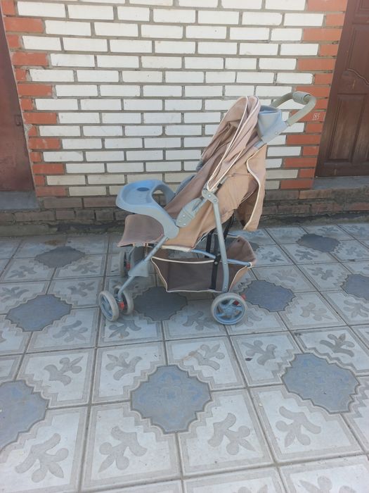 Продам детскую коляску