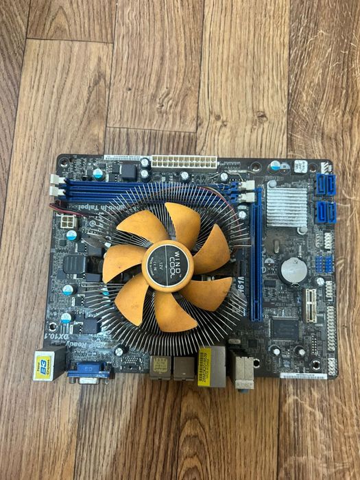 Материнская плата LGA 1155 (H61) + кулер