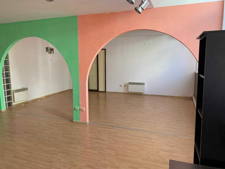 Spațiu pretabil pentru activități de depozitare/ producție