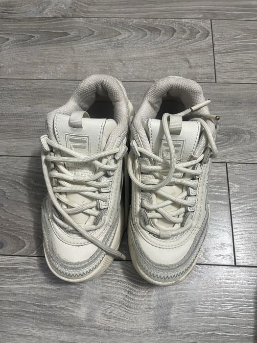 Adidasi Fila marimea 31