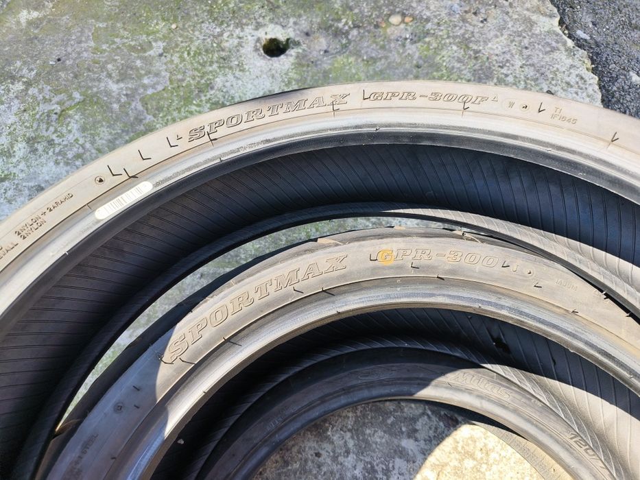Dunlop SportMax GPR300 180/120