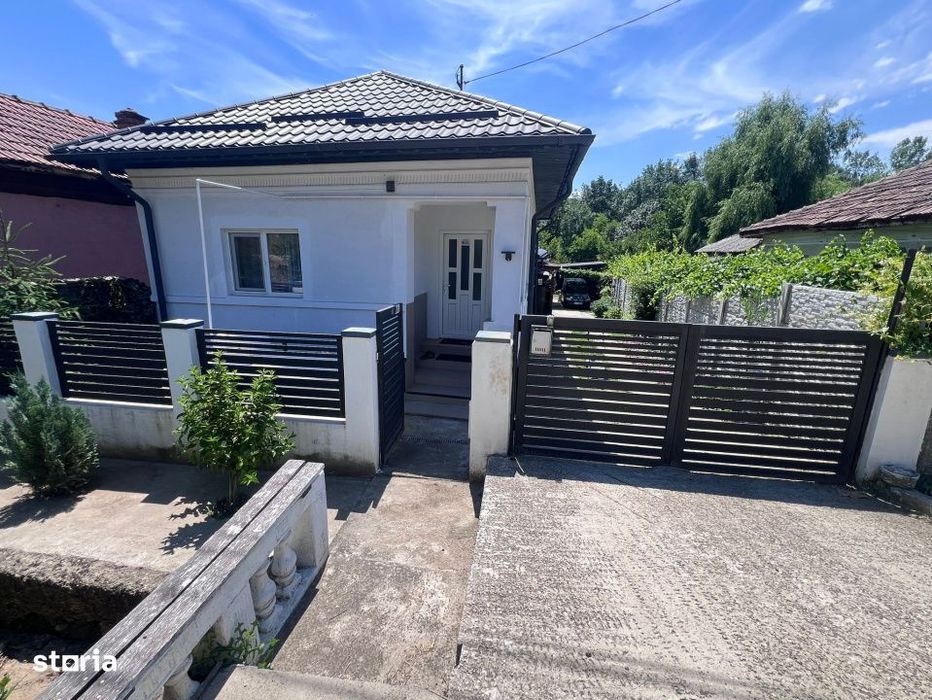 Casa de vanzare, 120 mp, renovata, mobilata si utilata, zona Exterior