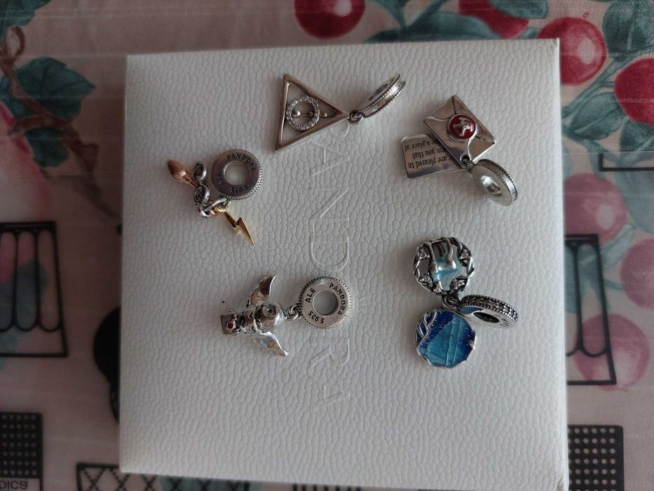 Сребърни Pandora талисмани