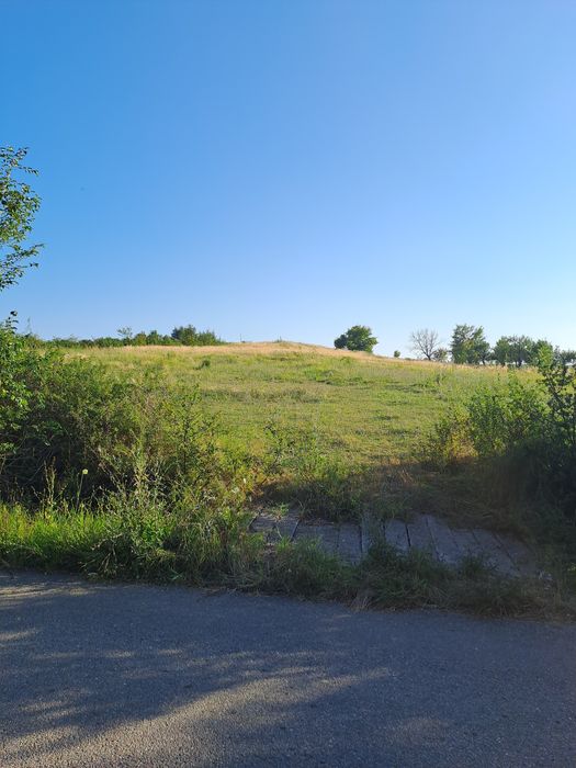 2  din 5 PARCELE ramase,, ...din Teren INTRAVILAN  ,ieșirea din com.BO