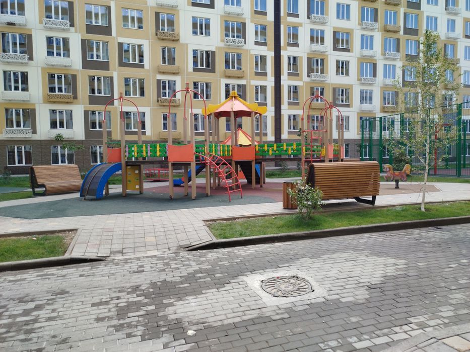 Сдаю 2 -х комн квартиру