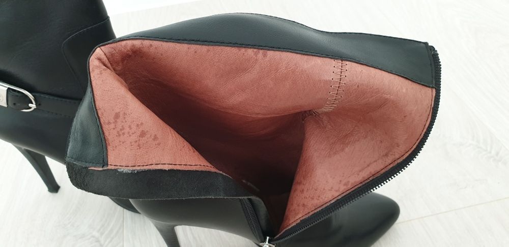 Продам ботильоны BASCONI, размер 35 (большемерки)