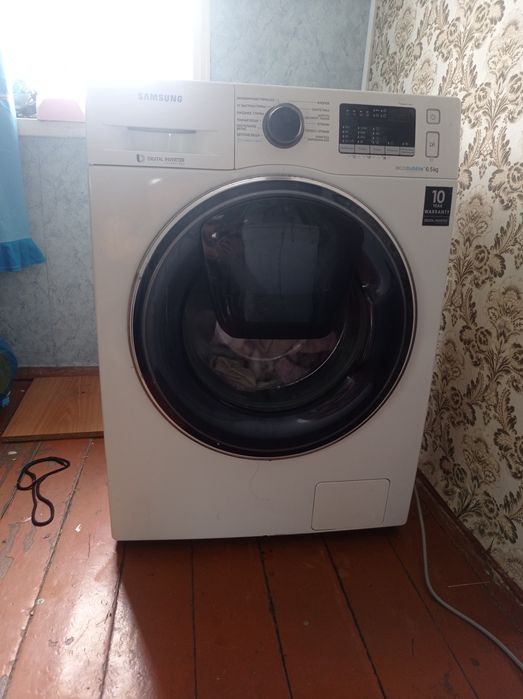 Продам стиральную машинку