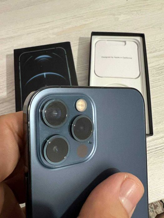 iPhone 12 Pro 256GB 88% pacific blue