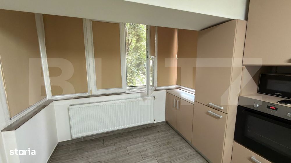 Apartament cu 3 camere, 85 mp, etaj 1, loc de parcare, Str. Ostrovului