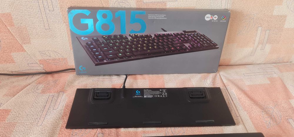 Tastatura mecanica gaming Logitech G815, Ultraslim, Lightsync, SClicky
