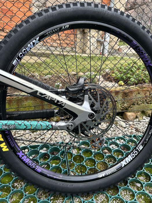 YT capra cf pro race 2017