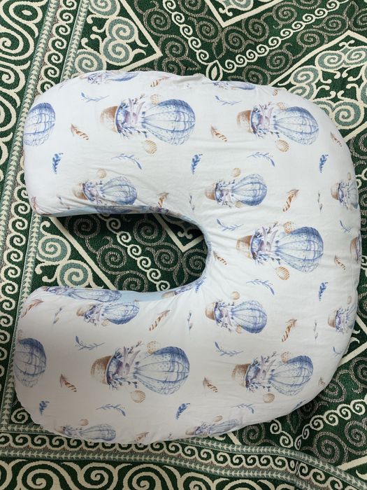 Подушка для кормления