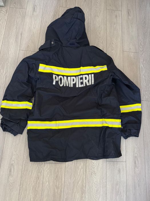 Costum de protectie contra intemperiilor Pompieri