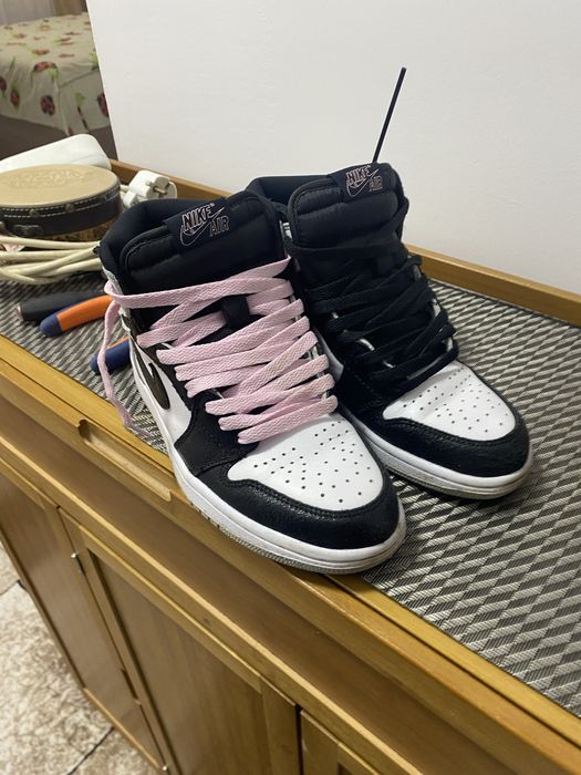 Vand jordan 1 high marimea 38,5 39 24,5 cm , sunati pe nr de telefon