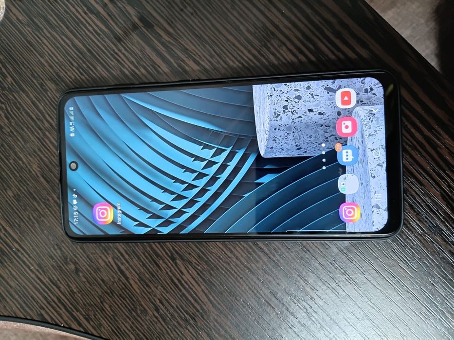 Продам Самсунг А51