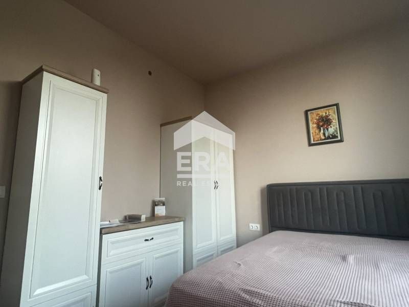 Продава се Къща в Варна, м-т Траката - 328 кв.м за 1951 €/кв.м - Снимка #7