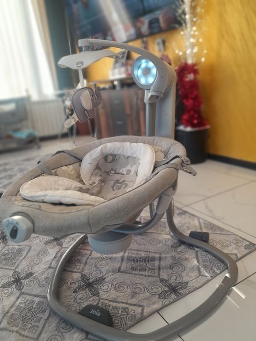 Бебешки шезлонг / люлка Joie – много запазен
