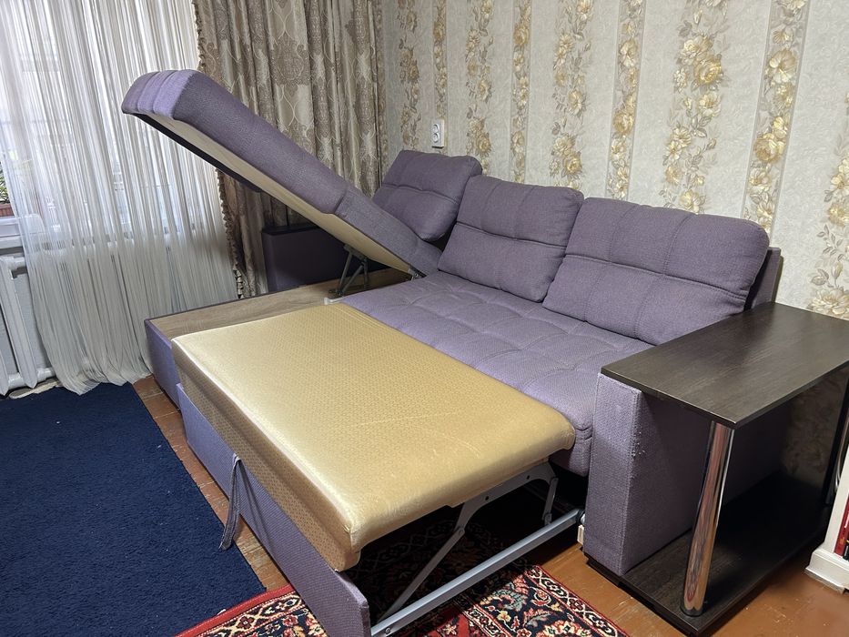 Продам диван раздвижной