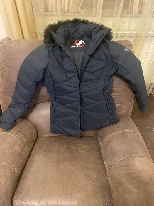 Vind geaca schi marimea m ca noua