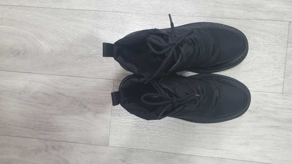 Ботинки женские  зимние