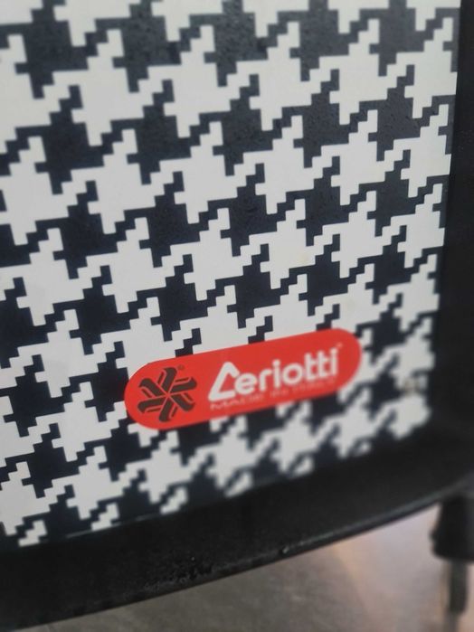 Оборудване за Фризьорски салон,измивна колона ,2стола за фризьор и др.