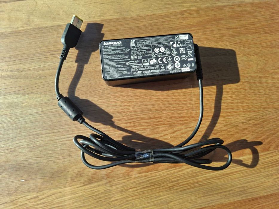 Incarcator / Alimentator Sony Lenovo