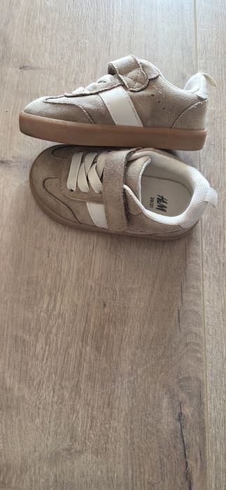 Бебешки обувки и сандали