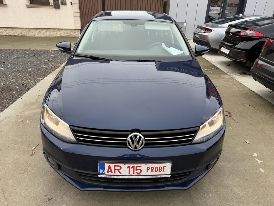 Volkswagen Jetta Rate Fixe Garantie 12 Luni Livrare Gratuita