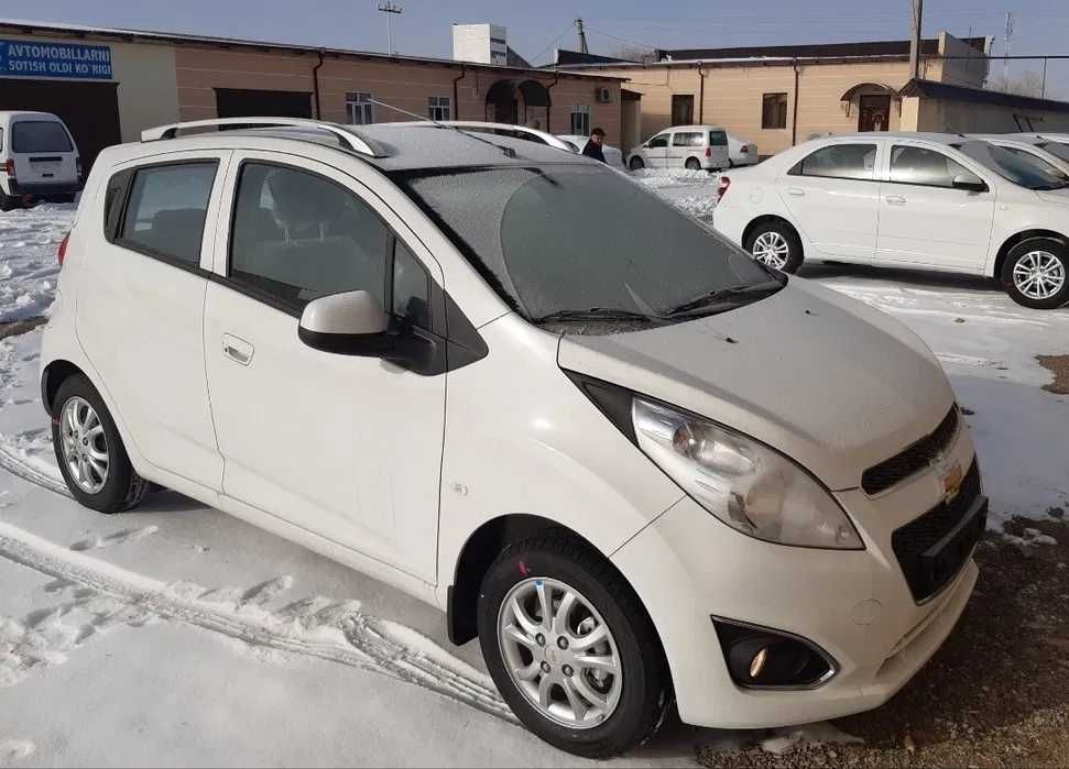 Срочно!!! продаётся машина Chevrolet Spark